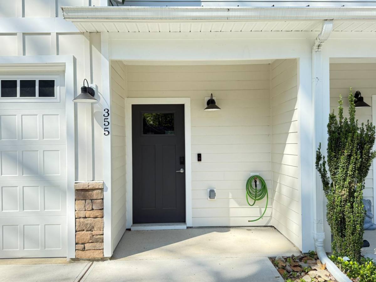 Townhouse for rent at 355 James St #355, Vass, NC 28394