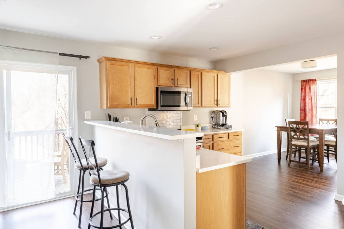 House for rent at 301 Rollason Dr, Front Royal, VA 22630