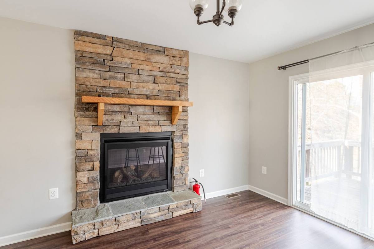 House for rent at 301 Rollason Dr, Front Royal, VA 22630
