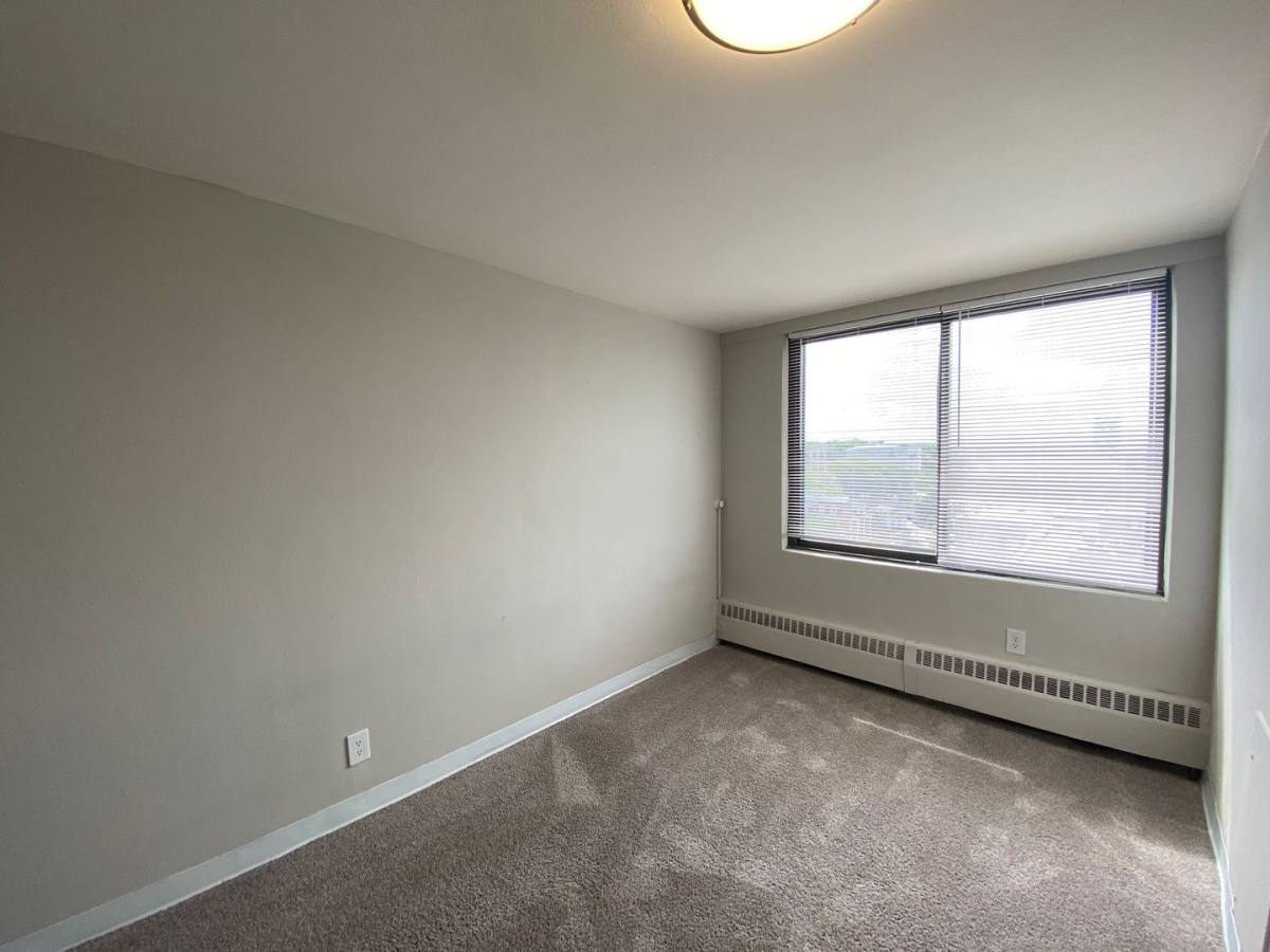 Apartment for rent at 330 Oak Grove St, Minneapolis, MN 55403