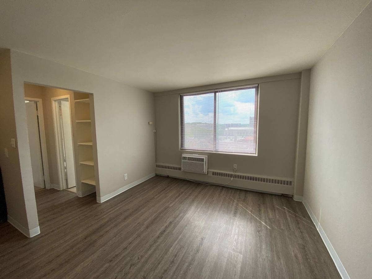 Apartment for rent at 330 Oak Grove St, Minneapolis, MN 55403