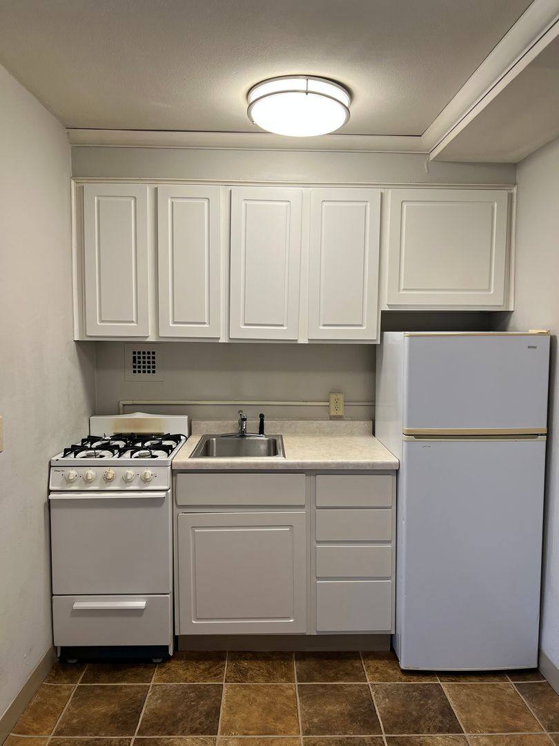 Apartment for rent at 330 Oak Grove St, Minneapolis, MN 55403