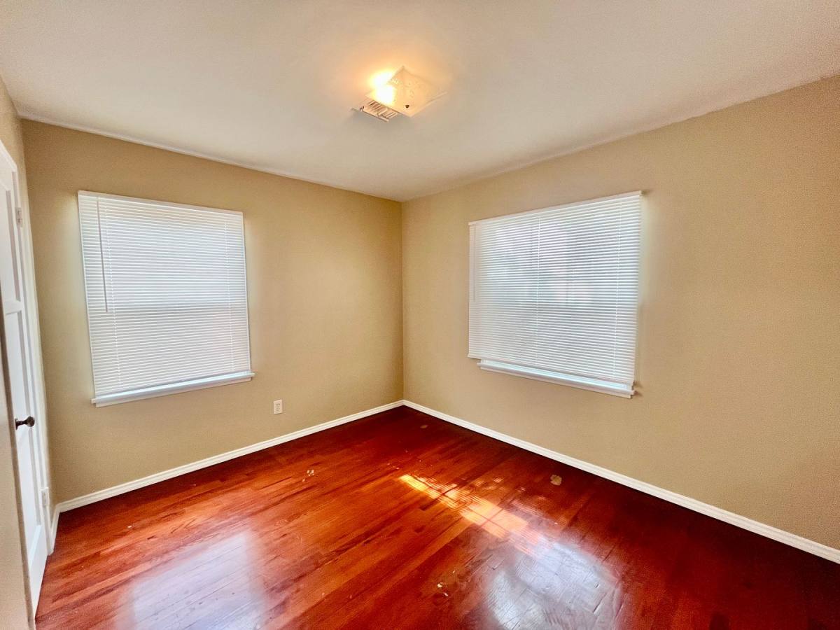 House for rent at 1828 Rowan St, San Diego, CA 92105