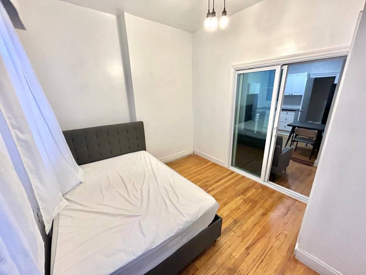 Apartment for rent at 518 E 83rd St #2D, New York, NY 10028