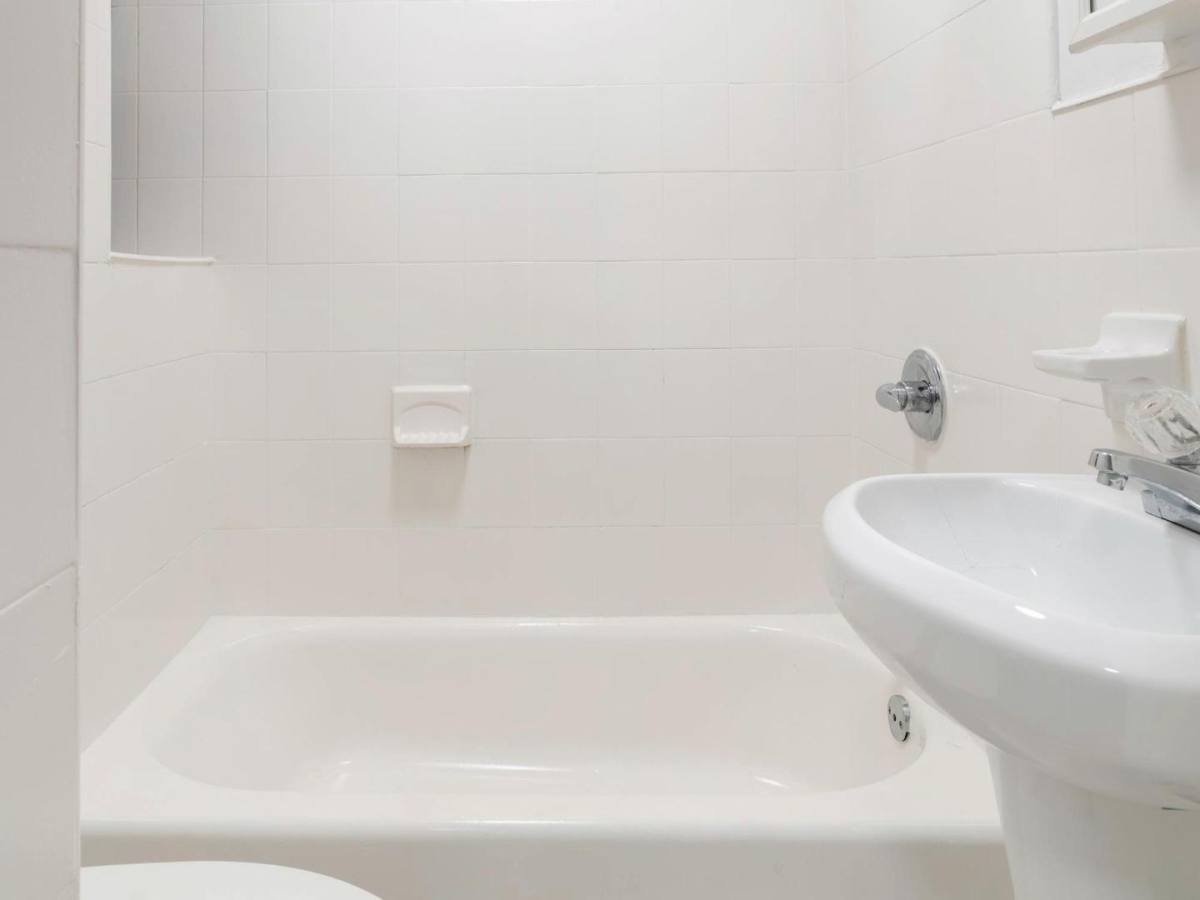 Apartment for rent at 518 E 83rd St #2D, New York, NY 10028