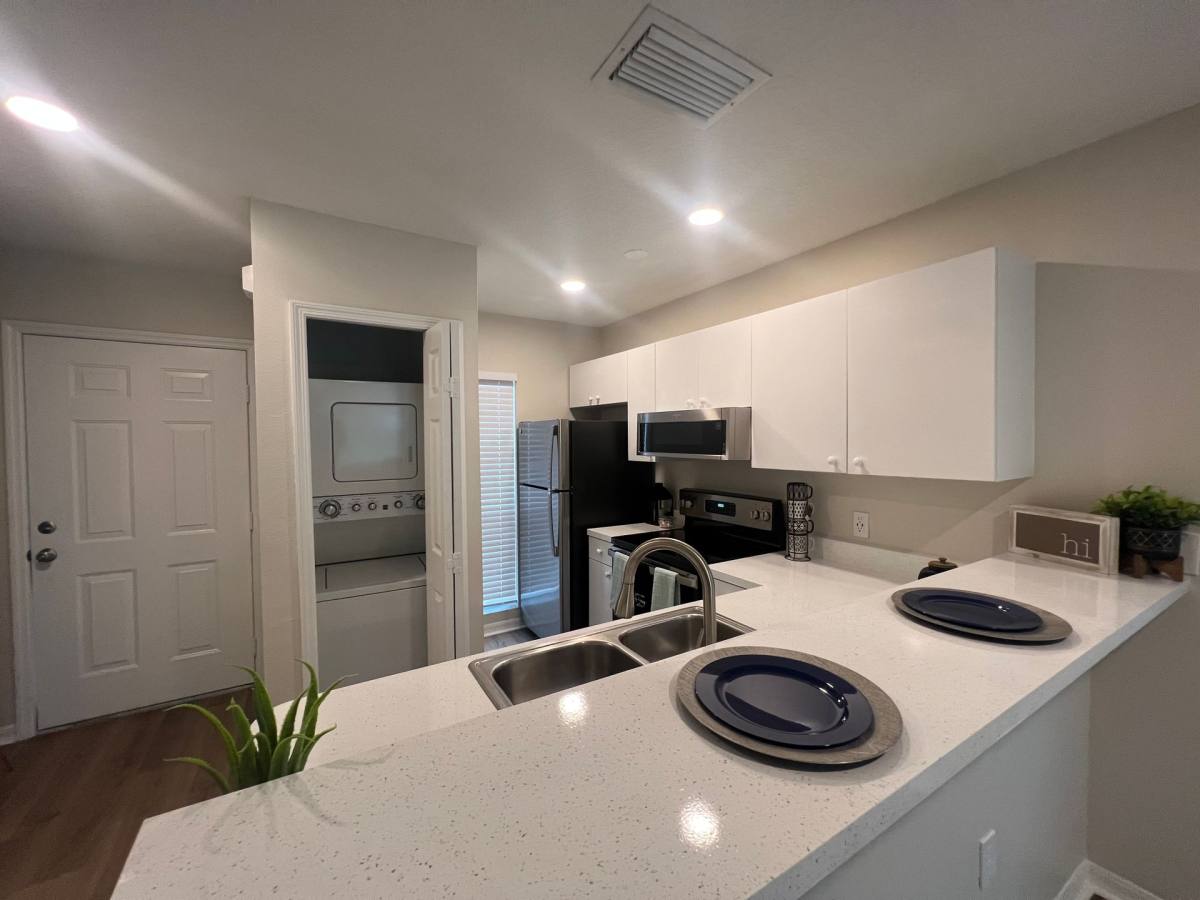 Townhouse for rent at 102 Sue Lane, Lady Lake, FL 32159