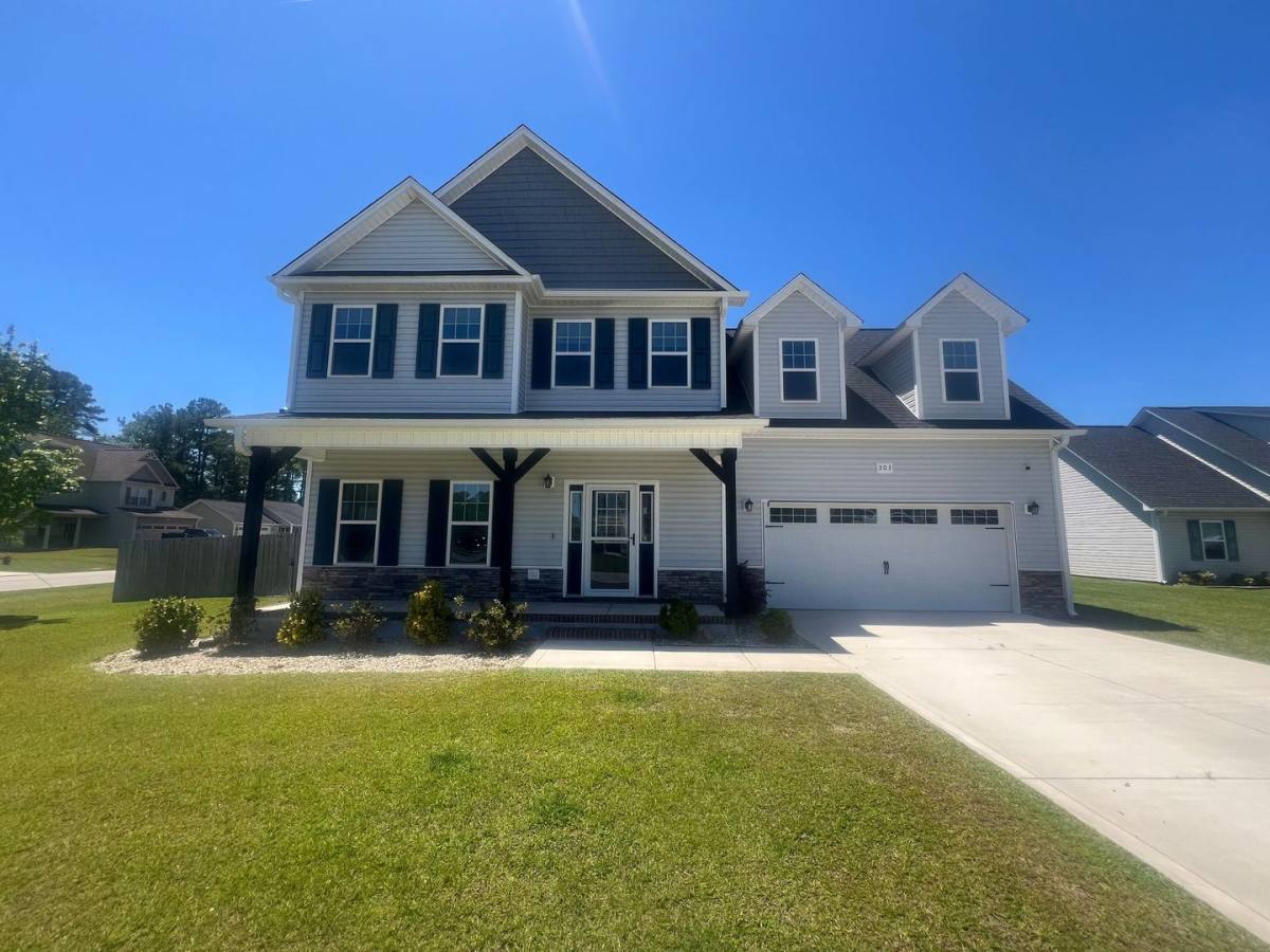House for rent at 303 Breezeway Dr, Sneads Ferry, NC 28460