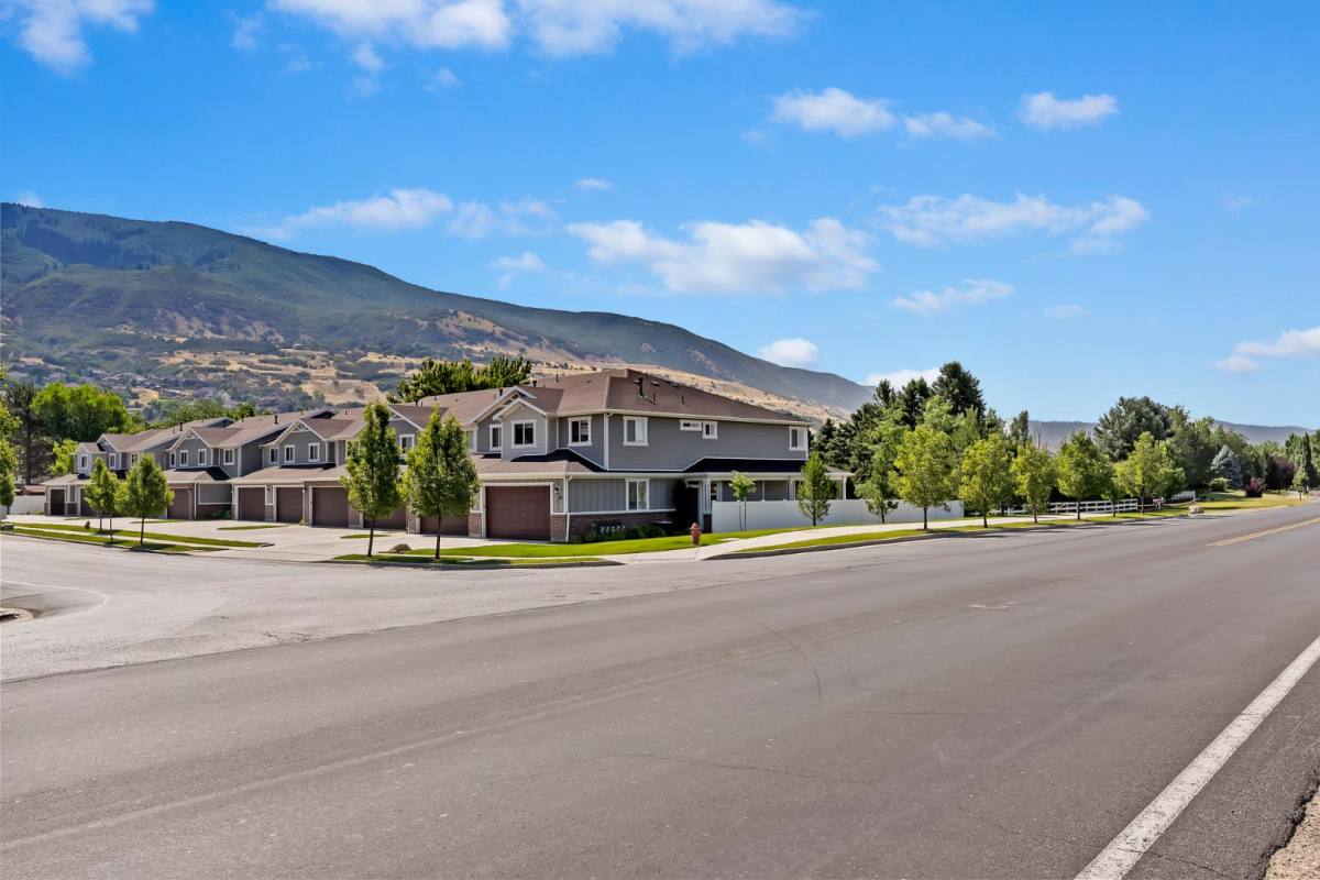 House for rent at 121 W 620 S #8, Farmington, UT 84025