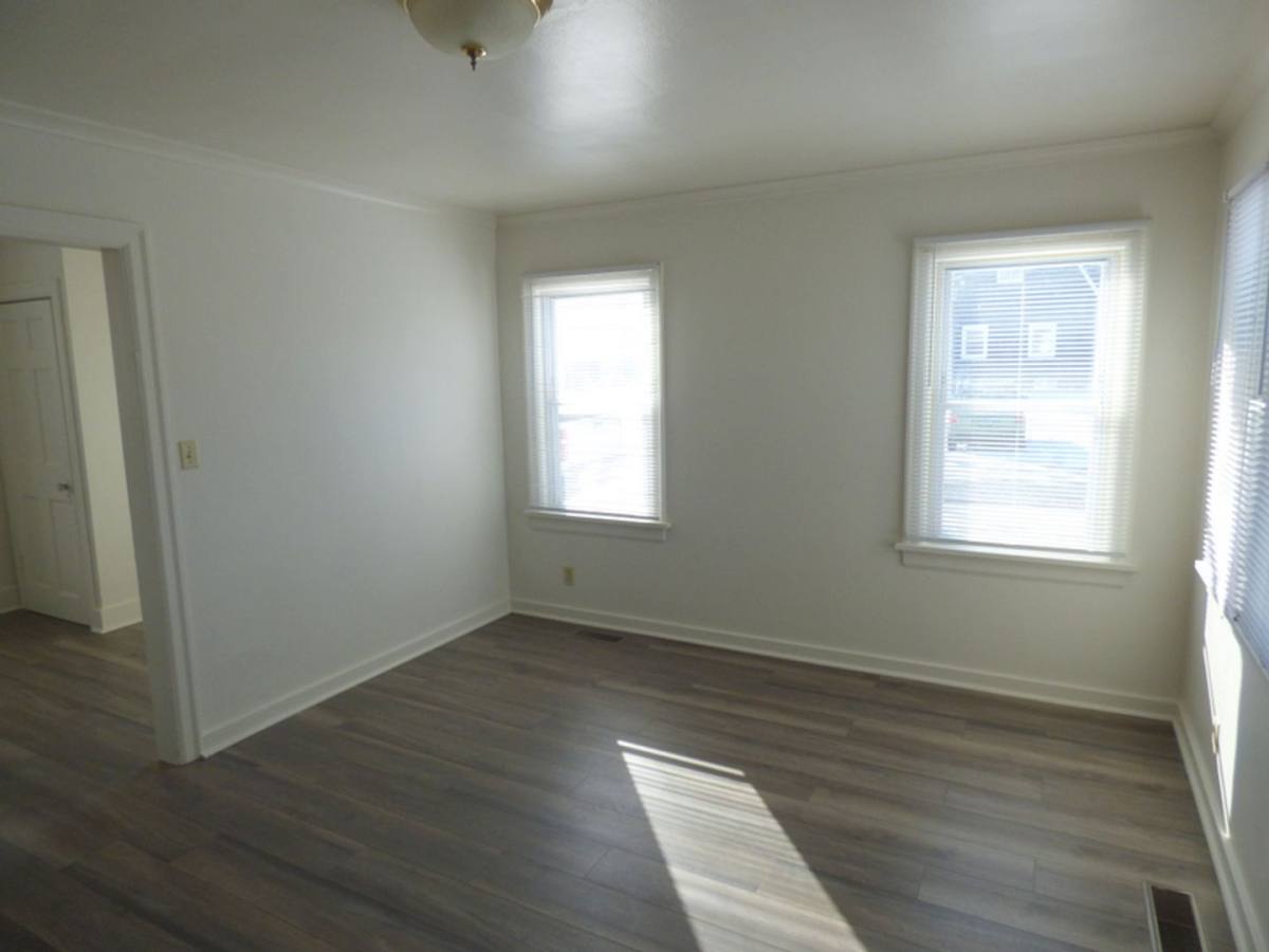 House for rent at 4331 Lafayette St, Fort Wayne, IN 46806