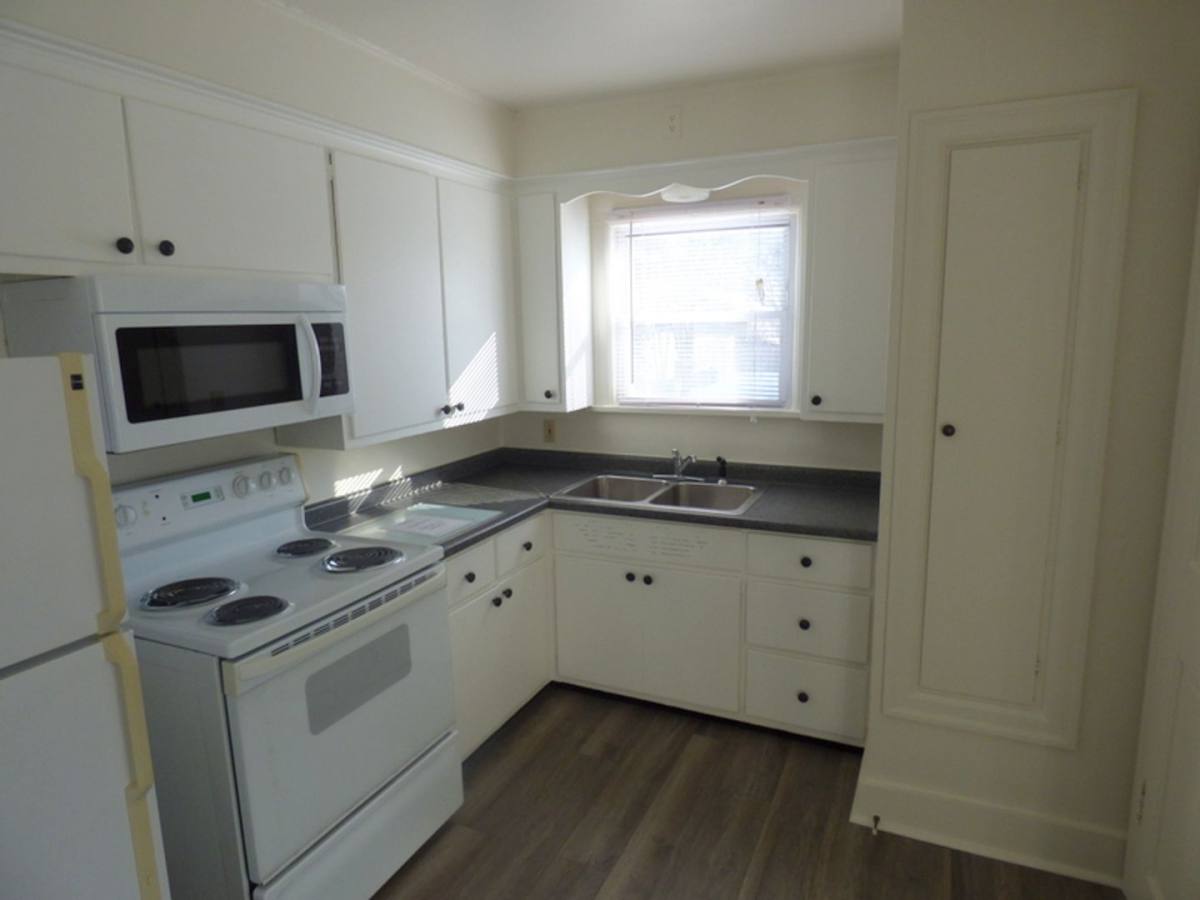 House for rent at 4331 Lafayette St, Fort Wayne, IN 46806