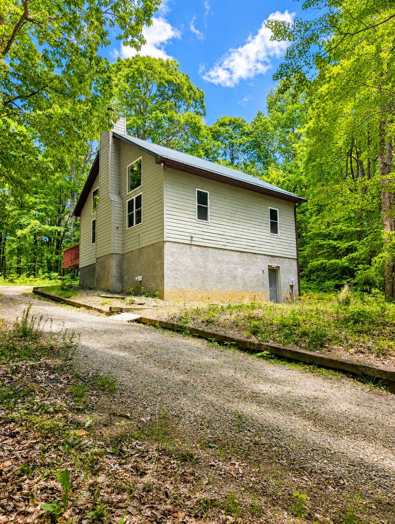 House for rent at 21 Rolling Ridge Trail, Black Mountain, NC 28711