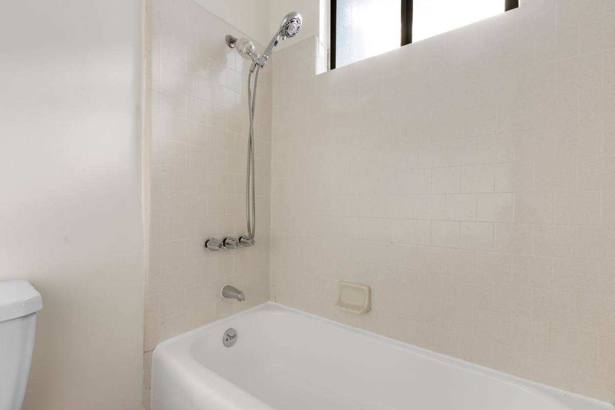 Apartment for rent at 5105 Bakman Ave, North Hollywood, CA 91601