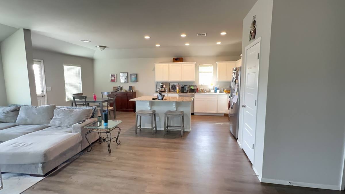 House for rent at 7524 E 160th St, Bixby, OK 74008