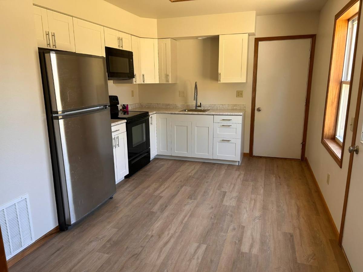Apartment for rent at 226-228 Niehoff Dr #228, Fall River, WI 53932