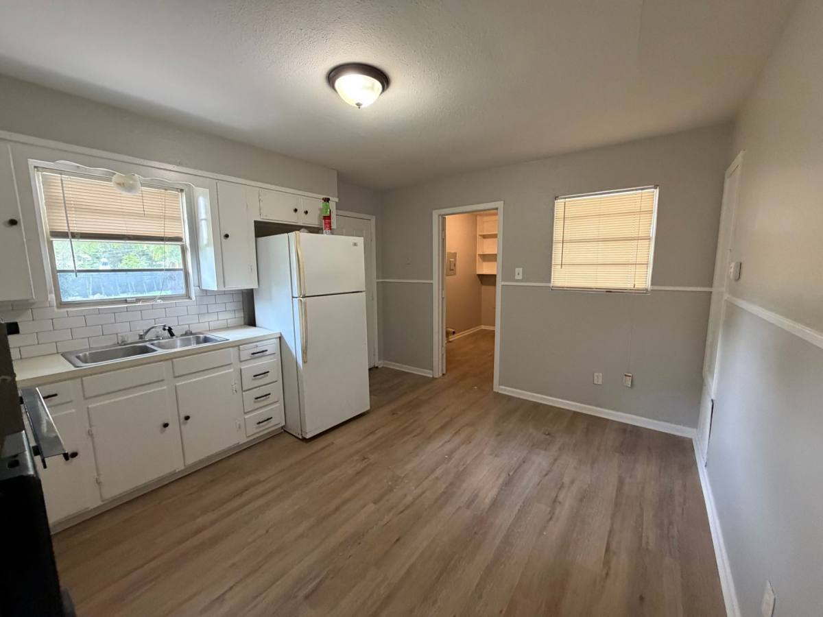 House for rent at 1401 Gardenia St, Bossier City, LA 71112