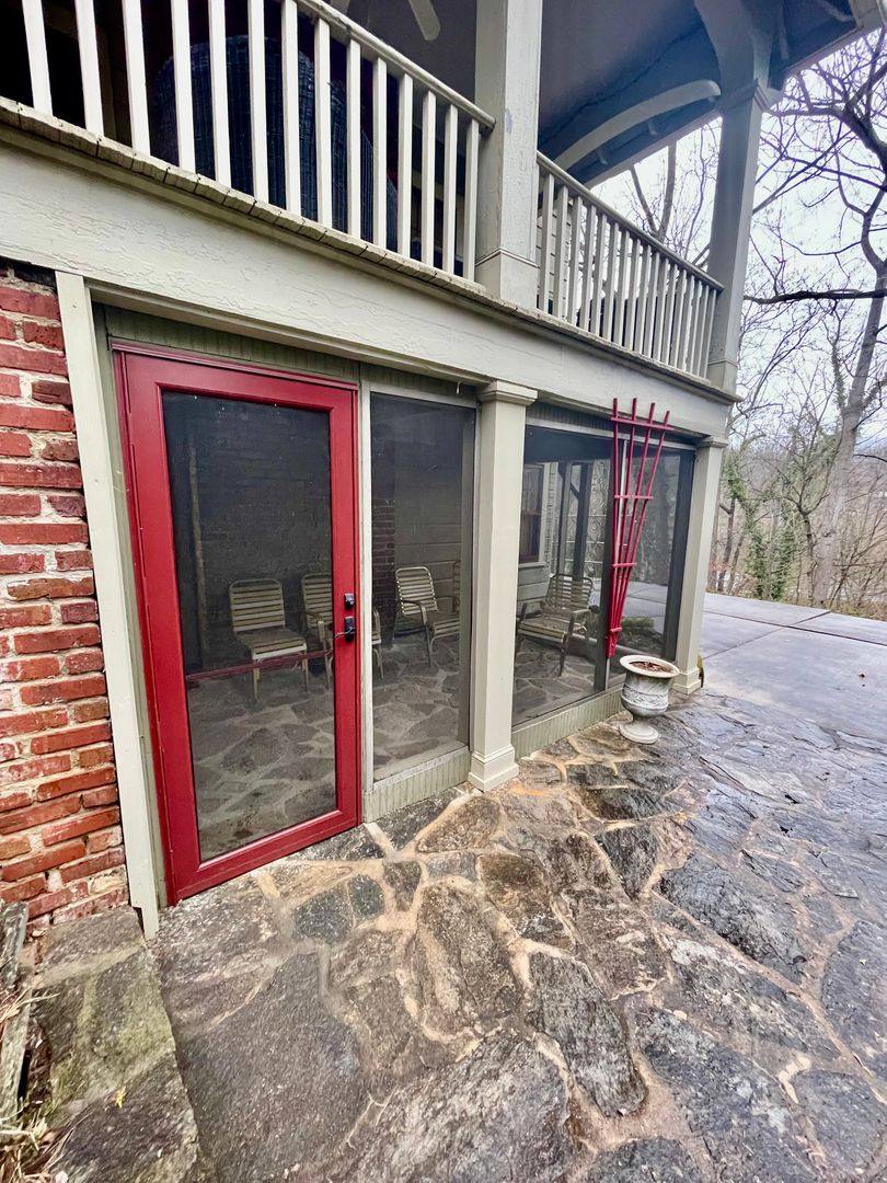 Apartment for rent at 61 Cumberland Circle, Asheville, NC 28801