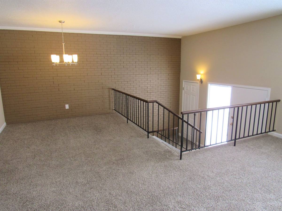 Apartment for rent at 556 N 88th Plaza, Omaha, NE 68114