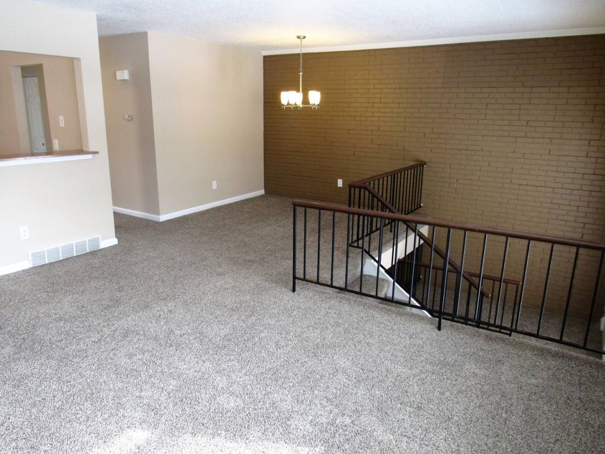 Apartment for rent at 556 N 88th Plaza, Omaha, NE 68114