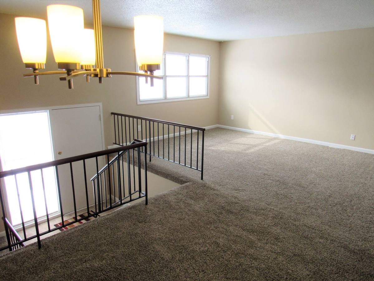 Apartment for rent at 556 N 88th Plaza, Omaha, NE 68114