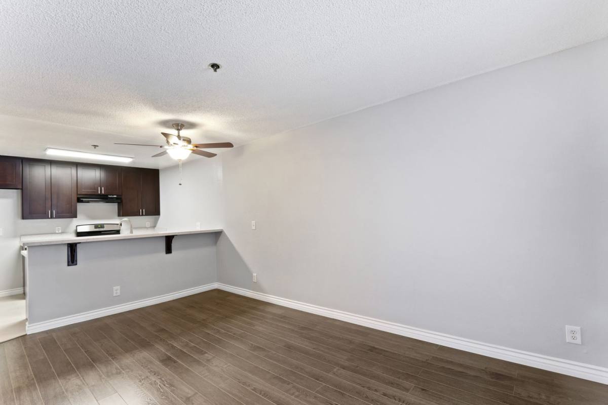Apartment for rent at 369 S Columbia Ave, Los Angeles, CA 90017