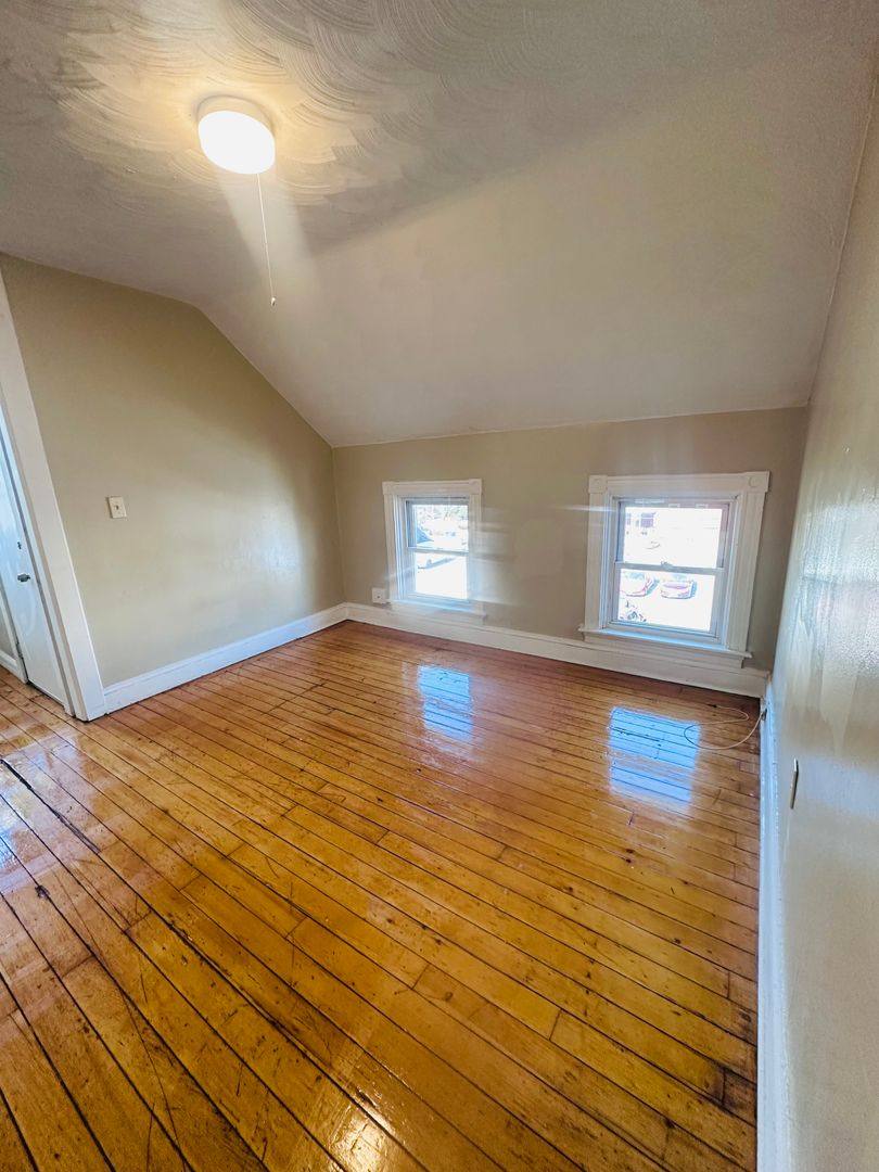 Apartment for rent at 343 Broadway, Pawtucket, RI 02860