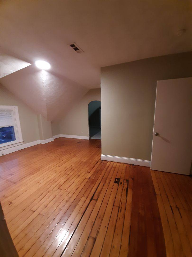 Apartment for rent at 343 Broadway, Pawtucket, RI 02860