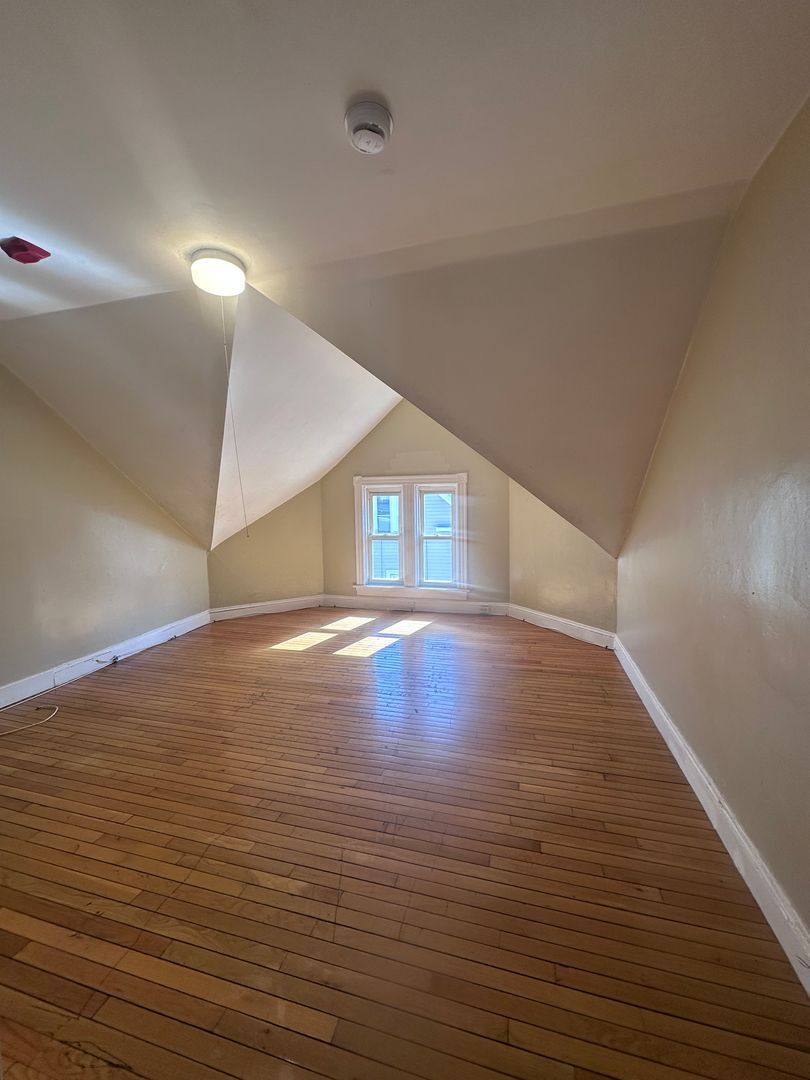 Apartment for rent at 343 Broadway, Pawtucket, RI 02860