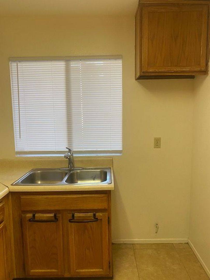 Apartment for rent at 31675 Avenida Valdez - B, Cathedral City, CA 92234