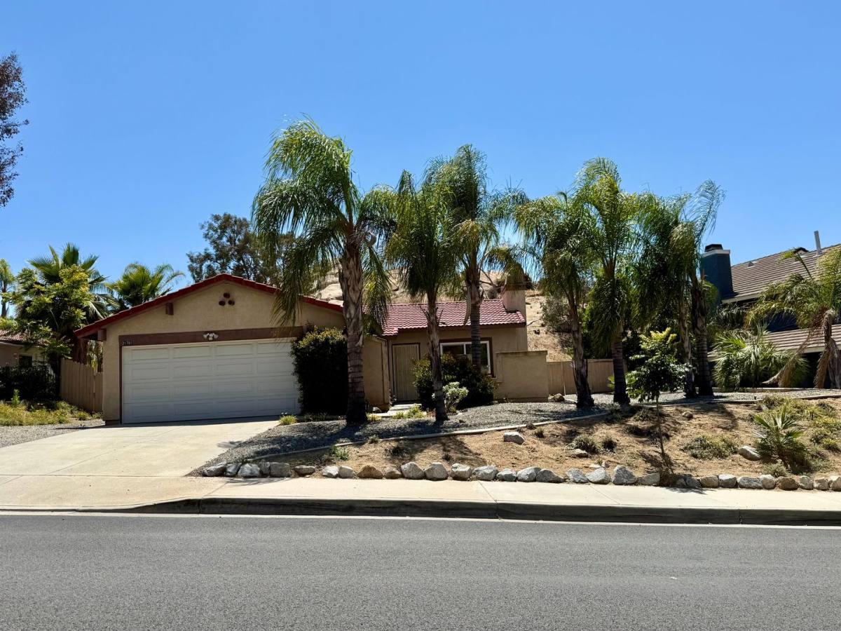 House for rent at 21781 Winding Rd, Moreno Valley, CA 92557