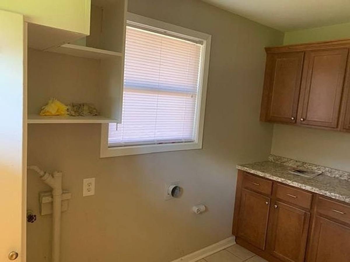 House for rent at 4906 Common St, Lake Charles, LA 70607