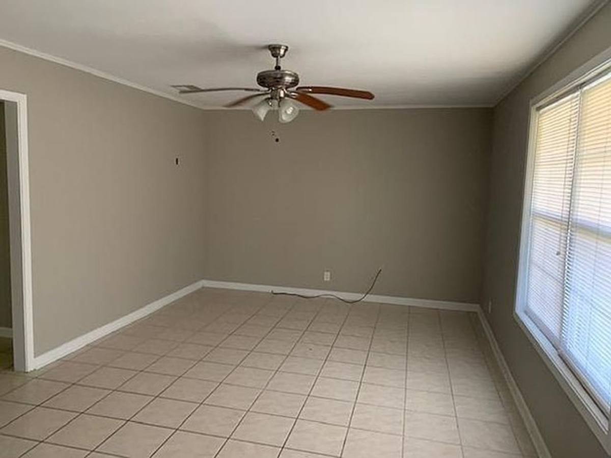 House for rent at 4906 Common St, Lake Charles, LA 70607