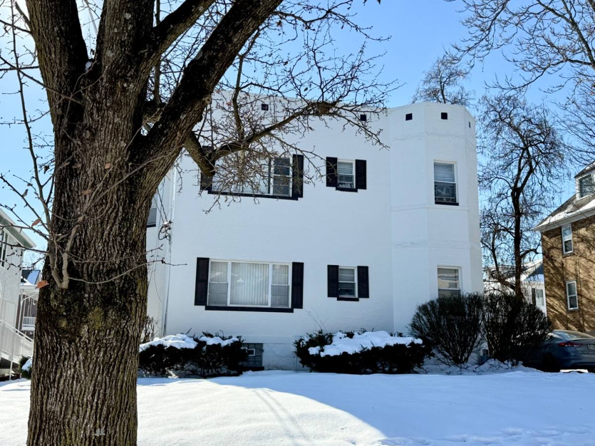 Apartment for rent at 2615 Erie Ave #8, Cincinnati, OH 45208
