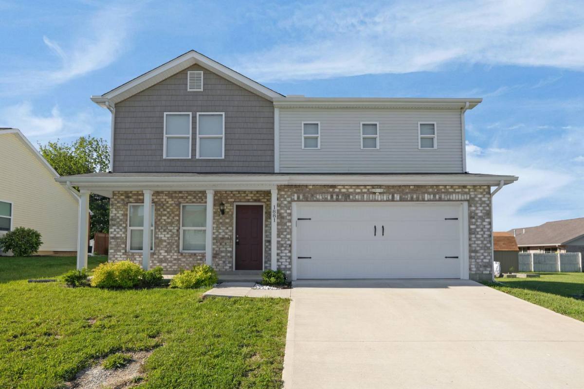 House for rent at 1881 Erika Dr, Springfield, OH 45503