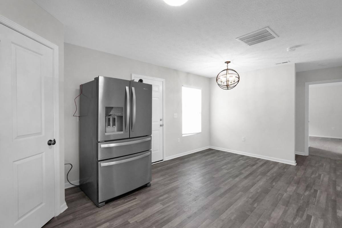 House for rent at 1881 Erika Dr, Springfield, OH 45503