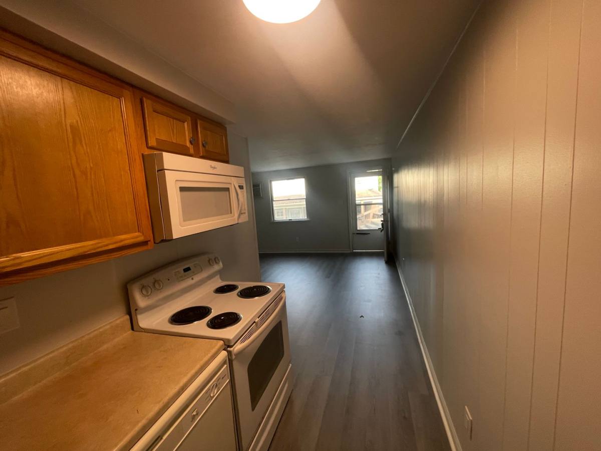 Apartment for rent at 606 Millers Run Rd, Cuddy, PA 15031