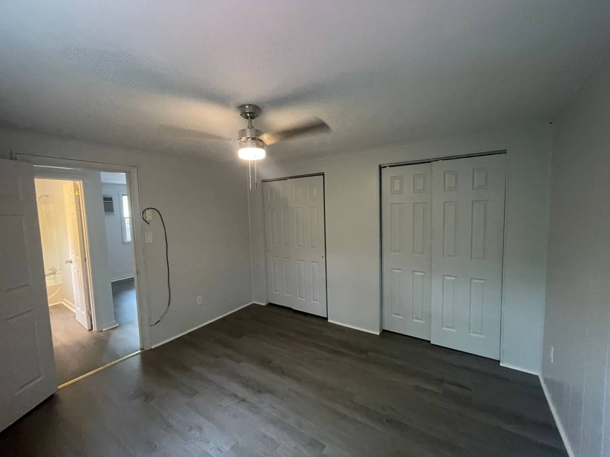 Apartment for rent at 606 Millers Run Rd, Cuddy, PA 15031