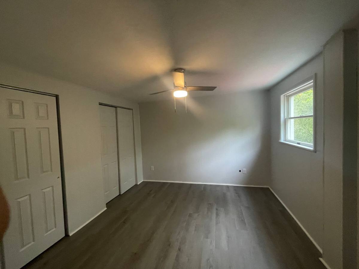 Apartment for rent at 606 Millers Run Rd, Cuddy, PA 15031