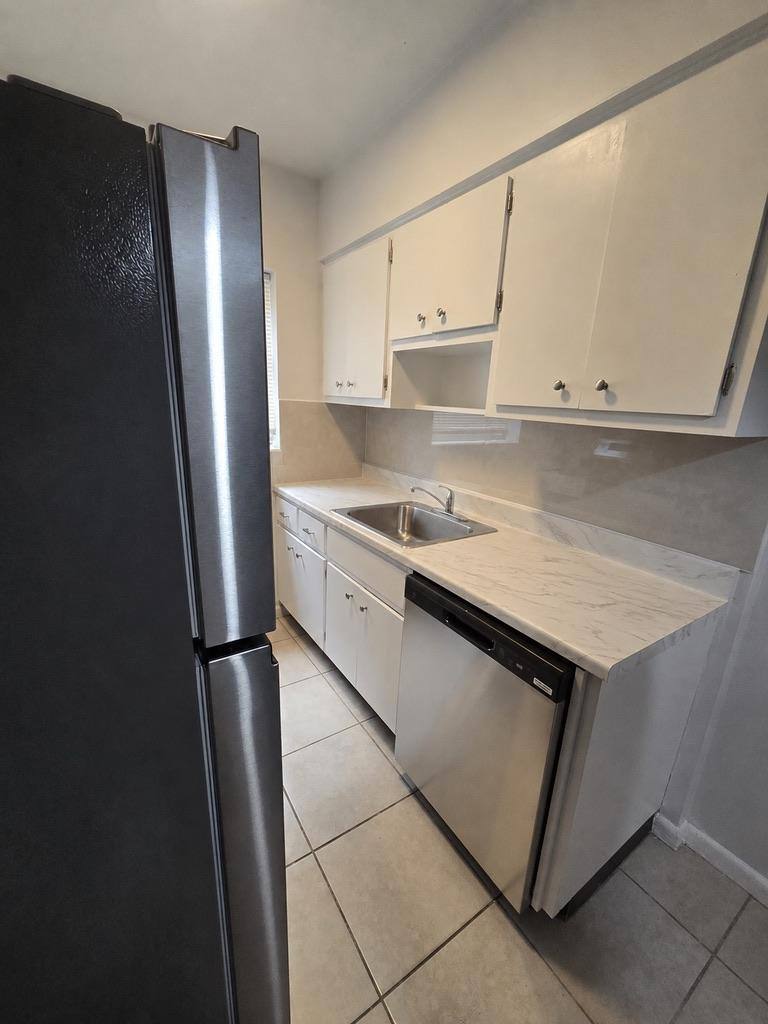 Apartment for rent at 2017 NE 18th St #1, Fort Lauderdale, FL 33305