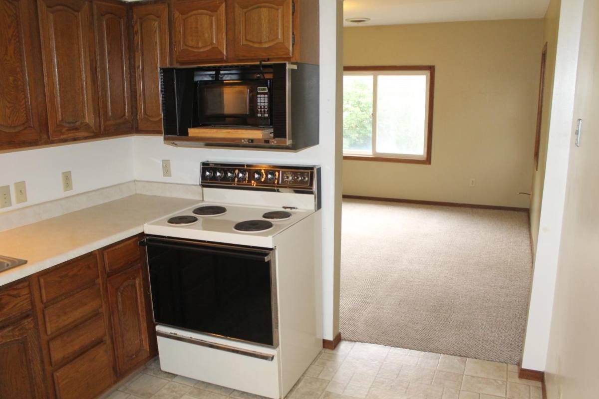 Apartment for rent at 412 Cottage Ave #412, Vermillion, SD 57069