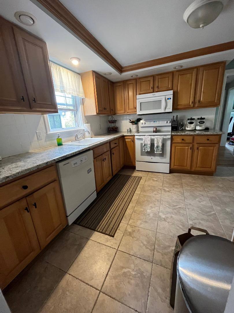 Apartment for rent at 25 Chase Dr, Cranston, RI 02920