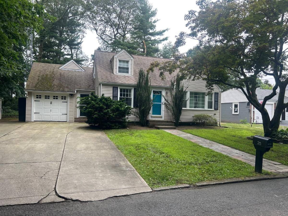 Apartment for rent at 25 Chase Dr, Cranston, RI 02920