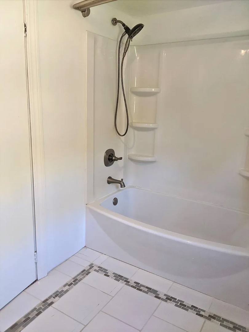 Apartment for rent at 248-250 Northern Ave 250, Farmingdale, ME 04344