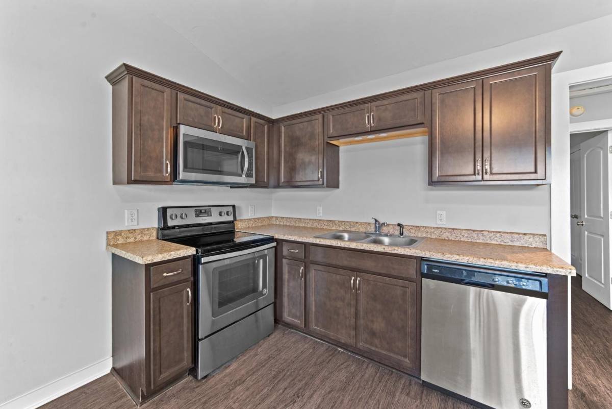 Apartment for rent at 3929 W Vancroft Circle #4, Winterville, NC 28590