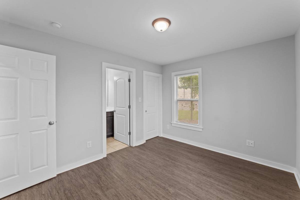 Apartment for rent at 3908 W Vancroft Circle #6, Winterville, NC 28590