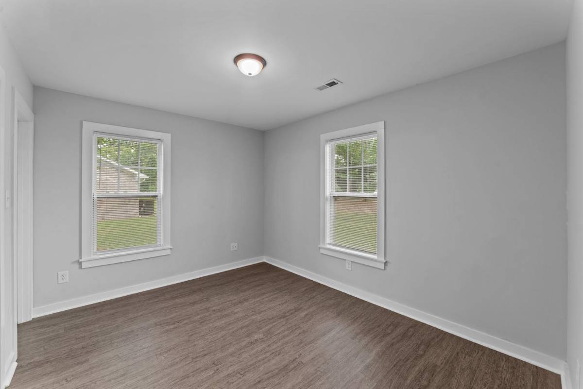 Apartment for rent at 3908 W Vancroft Circle #6, Winterville, NC 28590