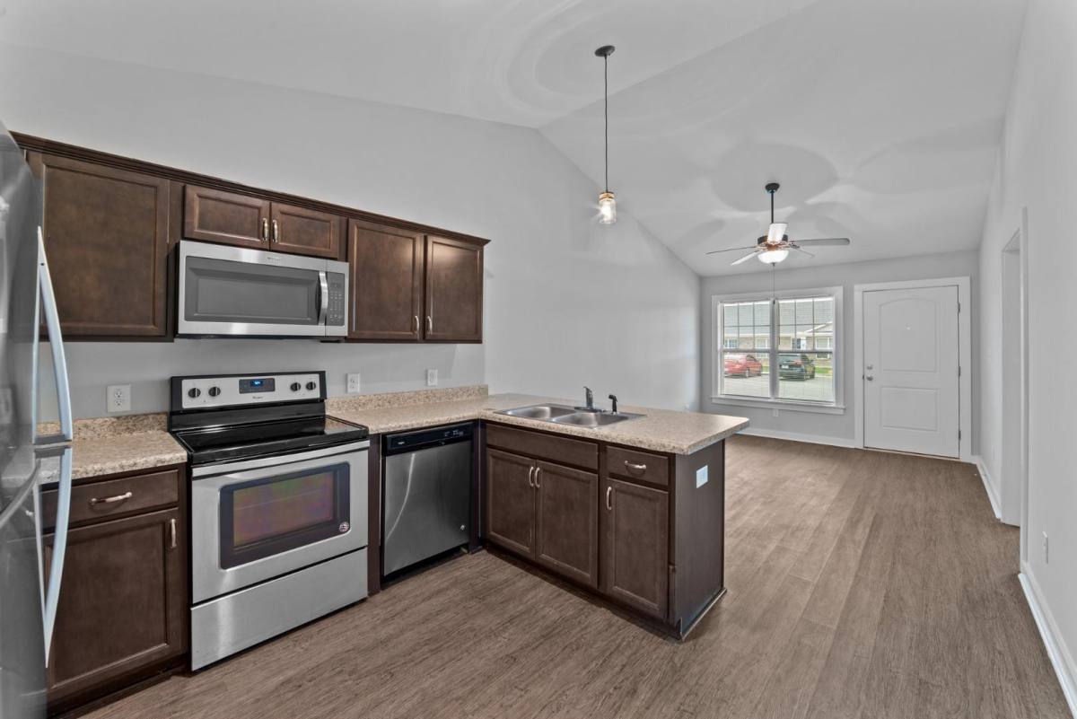 Apartment for rent at 3908 W Vancroft Circle #6, Winterville, NC 28590