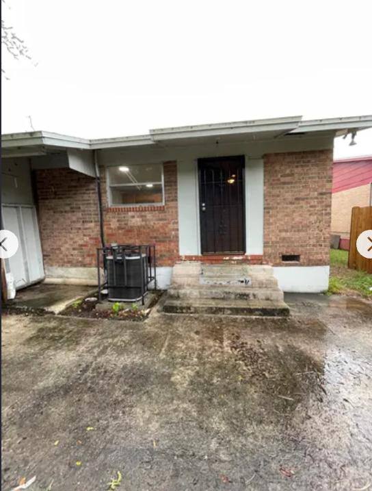 Townhouse for rent at 7132 Ken Knight Dr W, Jacksonville, FL 32209