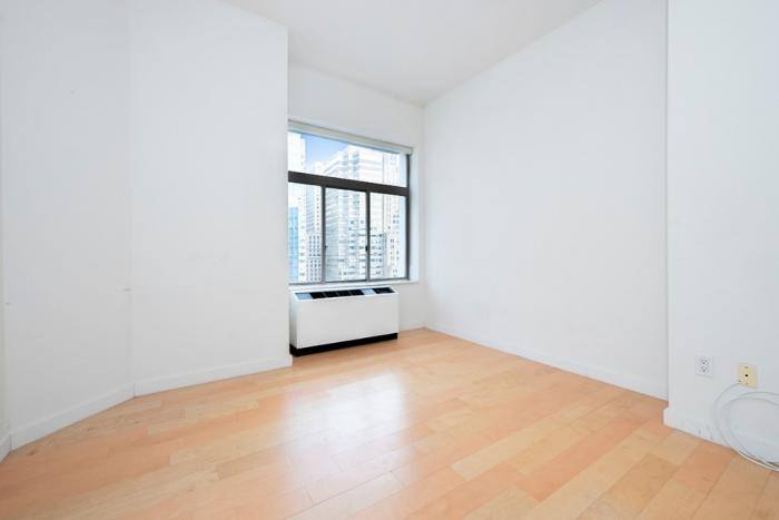Apartment for rent at 90 Washington St #10B, New York, NY 10006