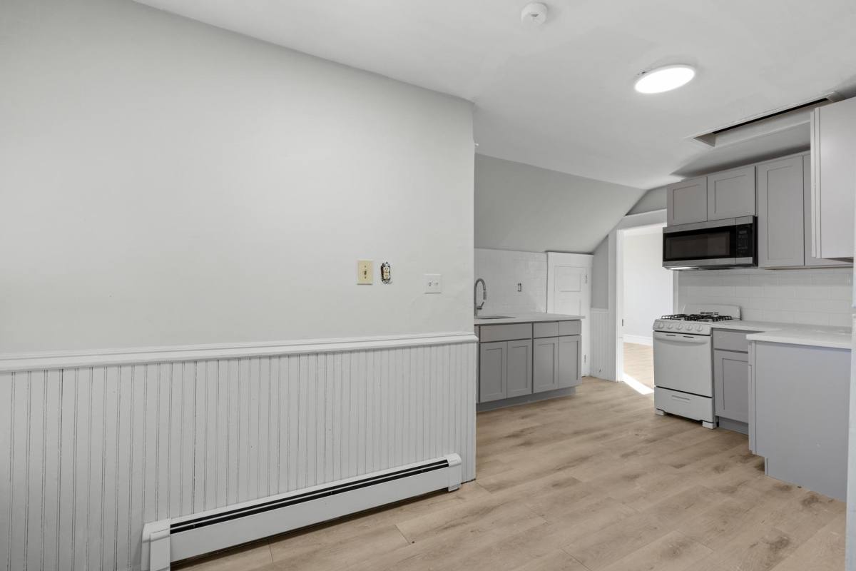 Apartment for rent at 50 Hillside Place, Bristol, CT 06010