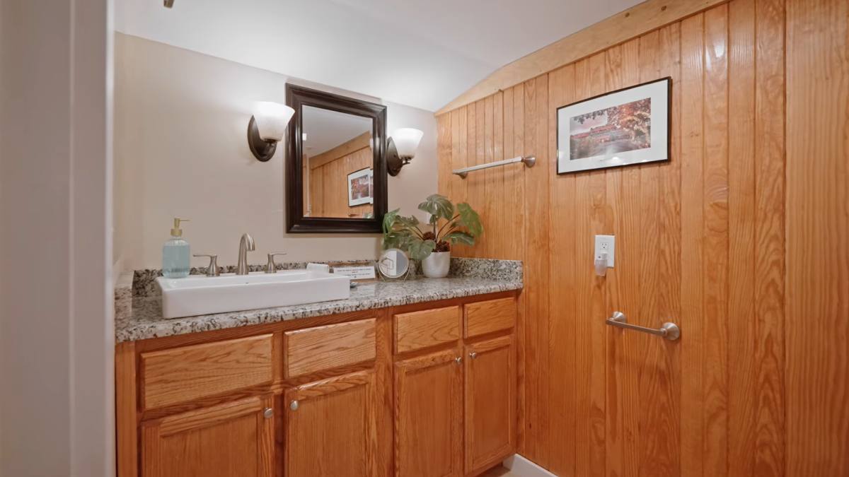 Apartment for rent at 26 Hanover St, Asheville, NC 28806